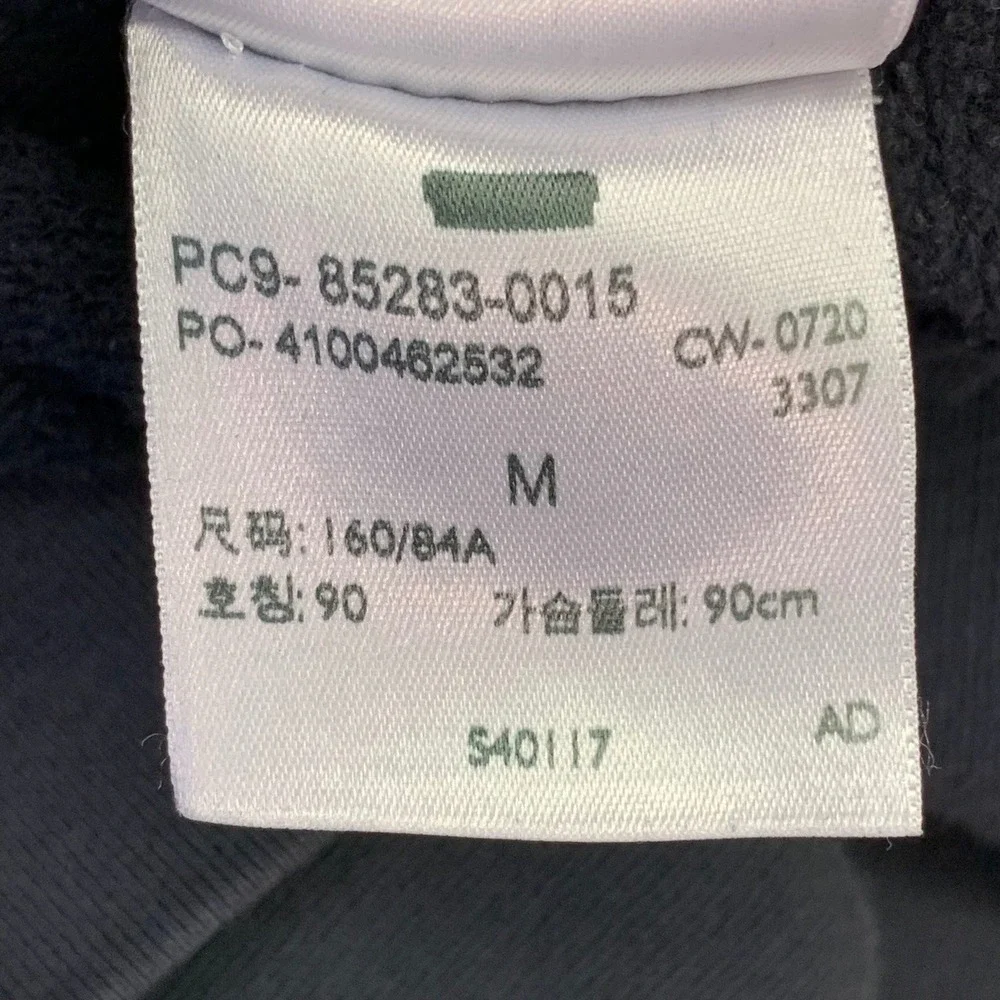 Levis Women's Black Crewneck‎ Sweatshirt All Good Graphic Size M - Picture 11 of 14